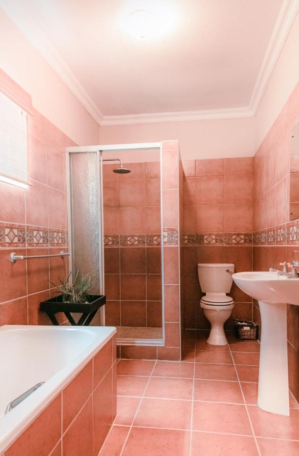 Farmstay Okakeua Окаханджа Екстериор снимка